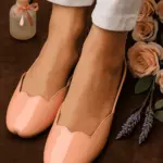 pink khussa for her