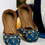 zinc blue khussa