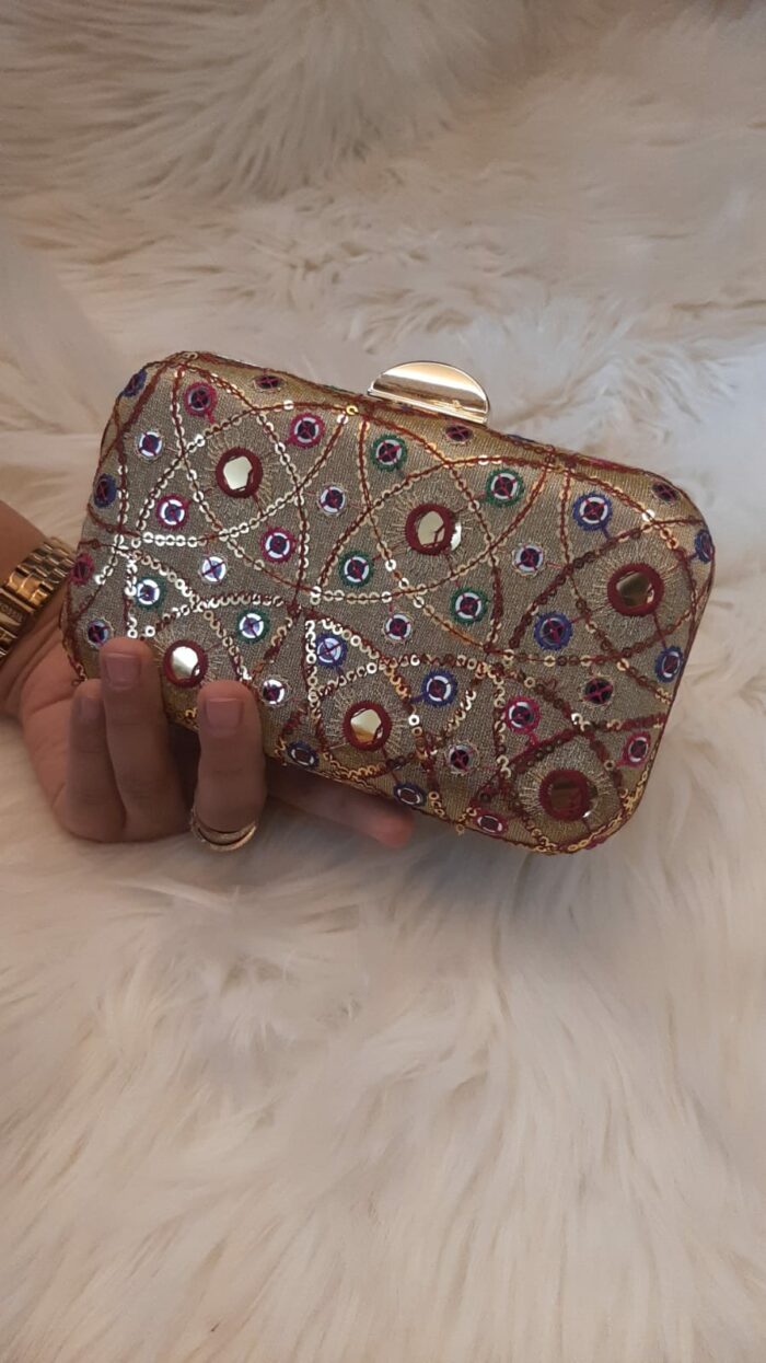 mirror clutch for her