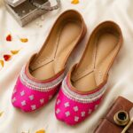 pink khussa for her