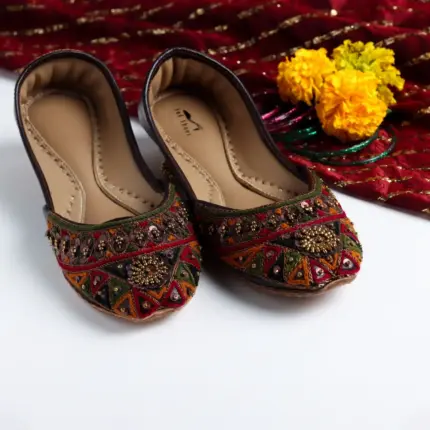 Traditional khussa for women by SNF