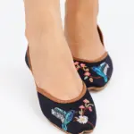Black Floral Bird Embroidery Khussa 2176