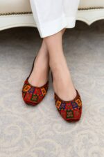 traditional khussa for her