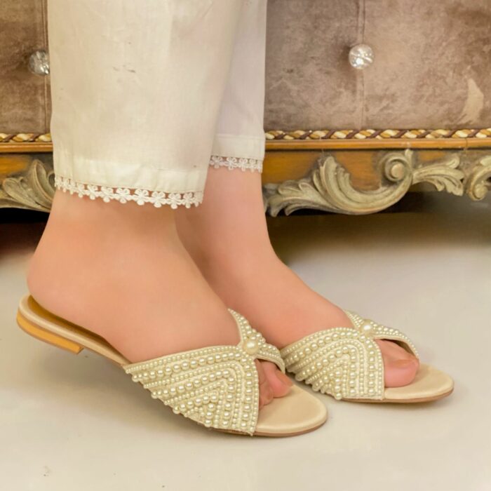 White Flats With White Pearls