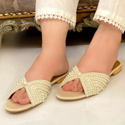 White Flats With White Pearls