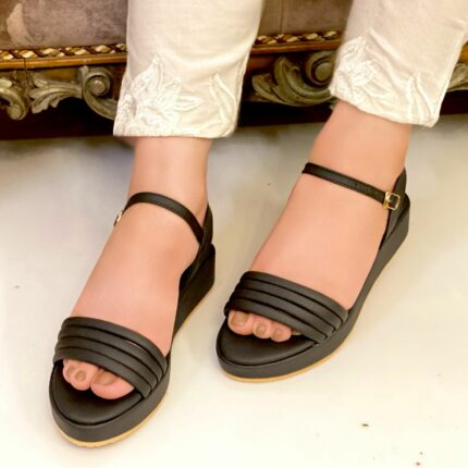 black sandals for women