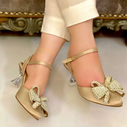 Pearls Bow Heel In Fawn