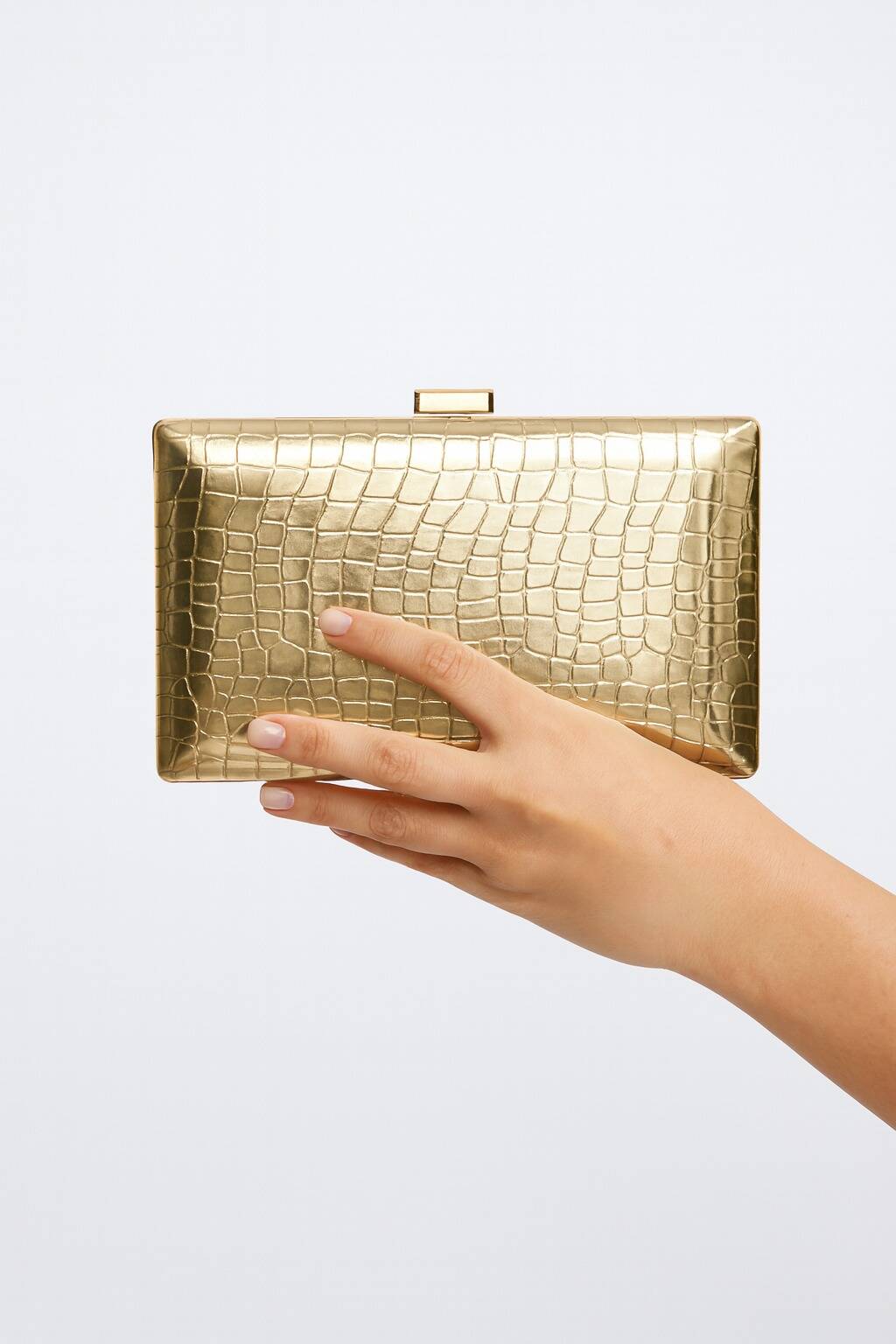 The Crocodile Golden Clutch For Her The Crocodile Golden Clutch For Her