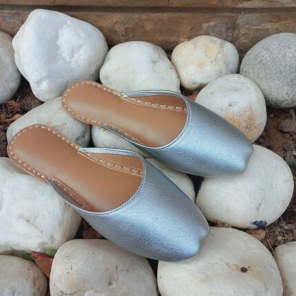 Khussa Slipper In Silver