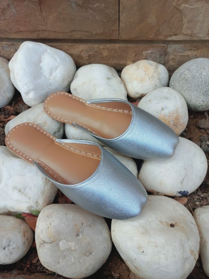 Khussa Slipper In Silver