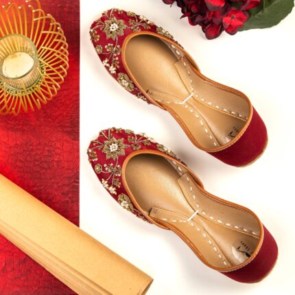 2262 Maroon khussa for her