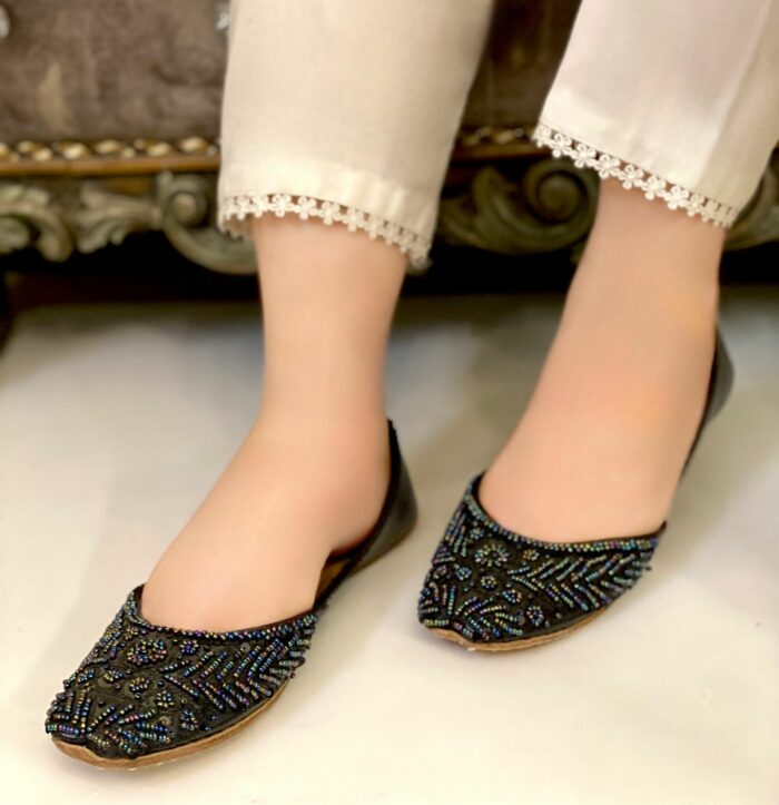 black khussa for her