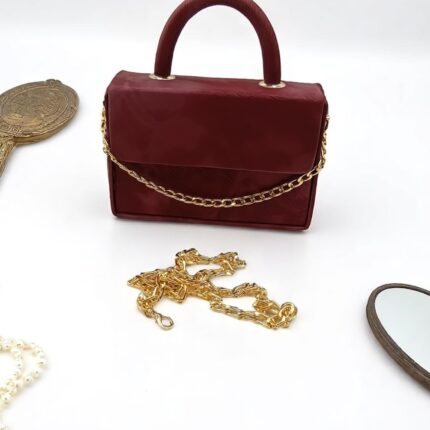 The Classic Top-Handle Chain Bag In Maroon
