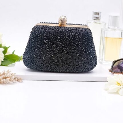 The Bridal Clutch In Black