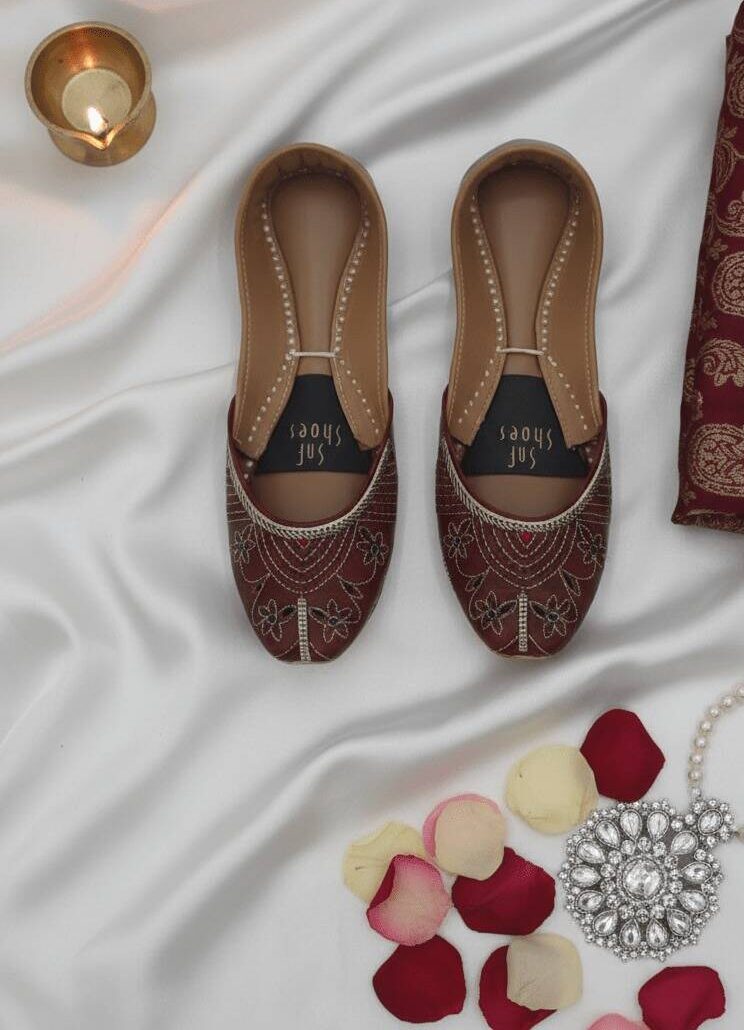 Maroon Blossom Khussa For Her Maroon Blossom Khussa For Her
