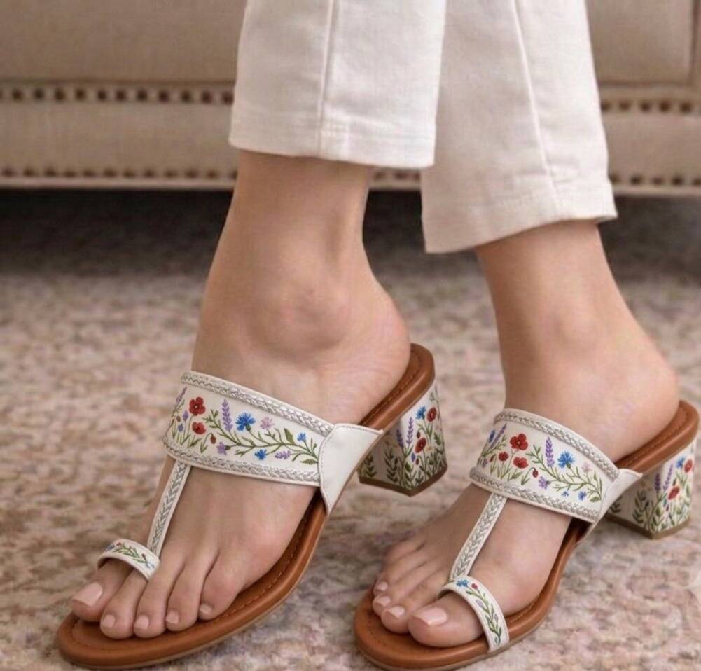 Flower Hand Painted Block Heel Kolhapuri In White