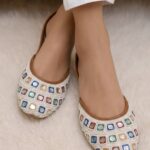 Rangeen White Mirror Khussa For Her-2526
