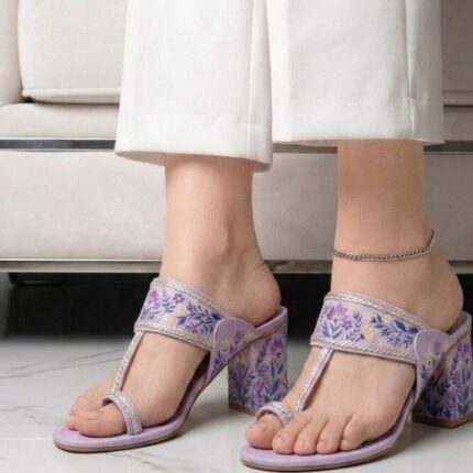 Floral Hand Painted Block Heel Kolhapuri In Lilac