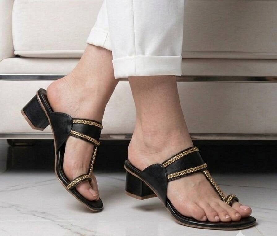 Casual Black Heels Kolhapuri For Her Casual Black Heels Kolhapuri For Her