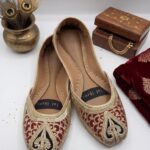 Darbar-e-Khaas Tilla Jutti-