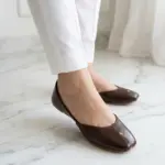 Espresso Minimal Zari Khussa For Women